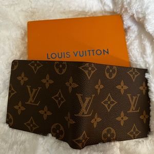 Louis Vuitton Wallet